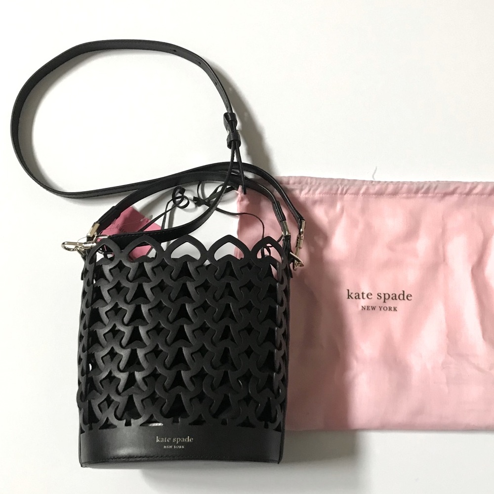 🆕 With Tags! Kate Spade Dorie Small Bucket Bag, Black & Gold, Dust Bag & Book